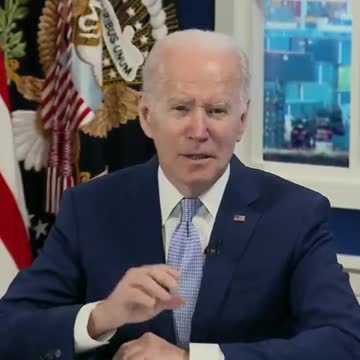 Biden on the supply chain: "The much-predicted crisis didn't occur"