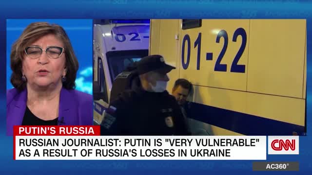 Russian journalist says Putin knows he's losing