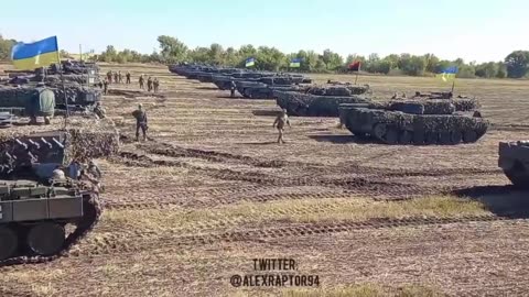 🇺🇦😍 Video of more than two dozen Leopard 2A4 tanks 👀