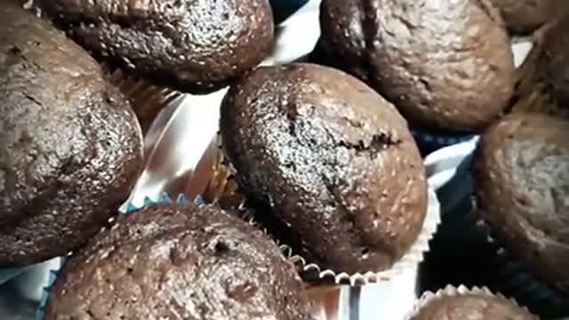 How to make chocolate cupcakes