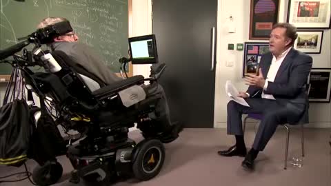 Stephen Hawking: "People Who boast about their IQ are losers"