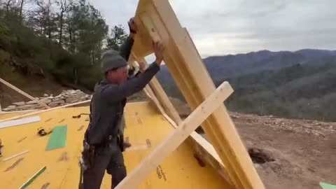 Home built in 10 minutes time-lapse