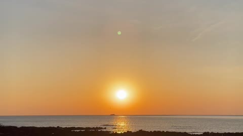 The sunset of the sea west of Jeju Island in winter.