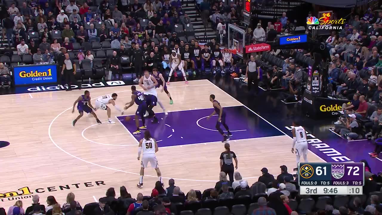 NBA - Consecutive steals for De'Aaron Fox! Kings Nuggets