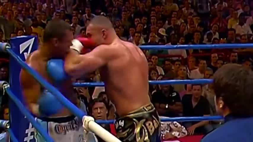 The Most BRUTAL Kickboxing Fight of All Time - Jerome Le Banner vs. Cyril Abidi