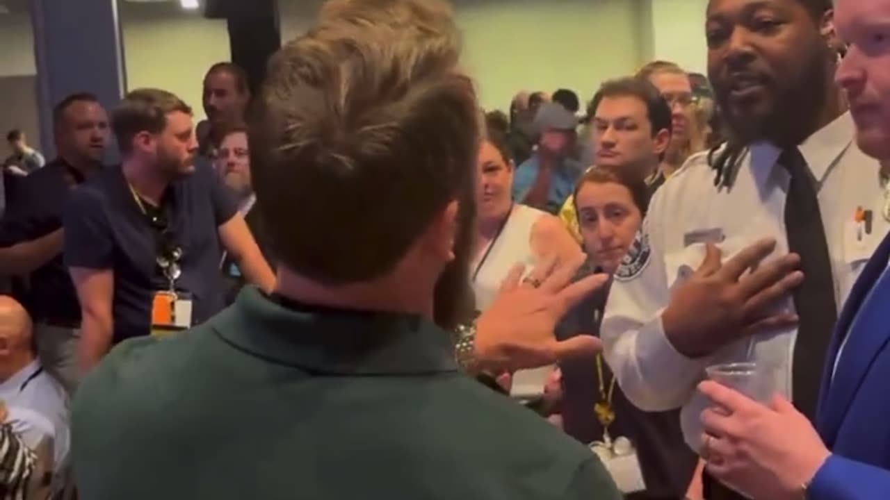 Anti-Trump Agitators at Libertarian Convention Harass MAGA DC Young Republicans