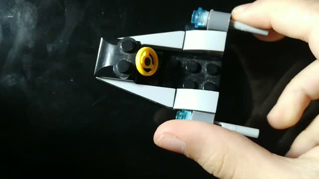 Como Montar uma Mini Nave de Lego - How to Assemble a Mini Lego Ship