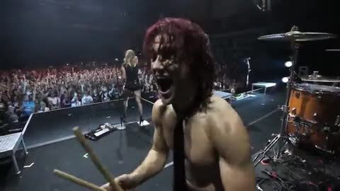 Halestorm - Freak Like Me -Official