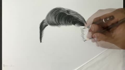 Deepen The Outline Of The Portrait Hairstyle