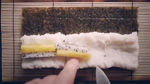 Dragon Fruit Sushi Roll