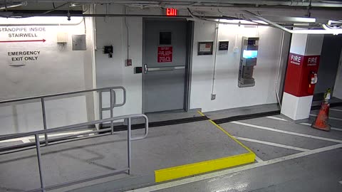 6159RHOBG3G305BNorthLobby_2021-01-06_12h00min02s290ms.mp4