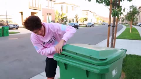 Halloween pranks on freinds