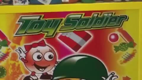 Annoying orange in the claw machine