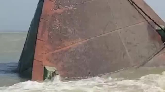 This person life is god gifted, under water the boat and in the boat a person,