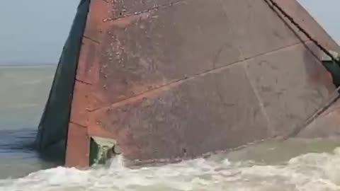 This person life is god gifted, under water the boat and in the boat a person,
