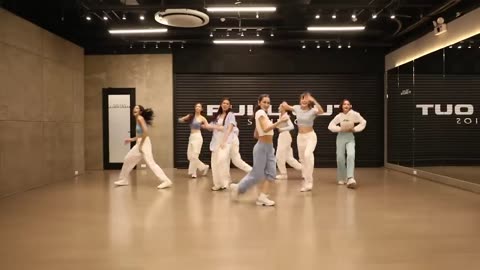 #BINI: 'Karera' Dance Practice