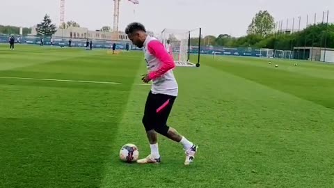 Neymar jr Trying for Corner Goal 😱