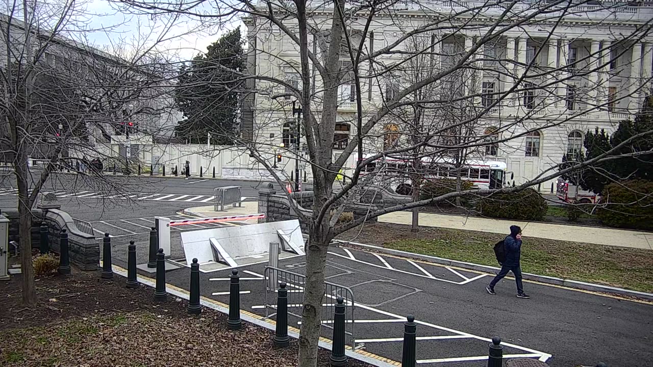 0679USCG00SEDriveExit_2021-01-06_16h06min52s890ms.mp4