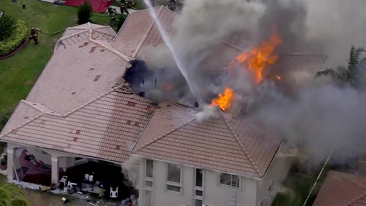 WEB EXTRA: Miramar House Fire - 25/05/2021