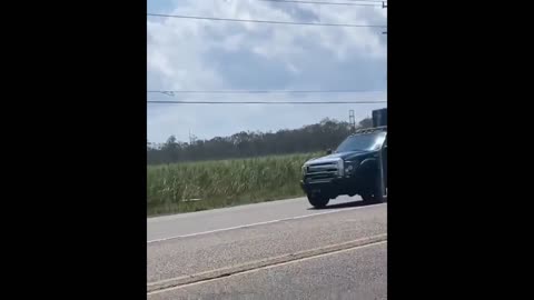 Utility Workers Welcome Biden to Louisiana With Backs Turned