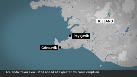 Impending volcanic eruption endangers Icelandic town
