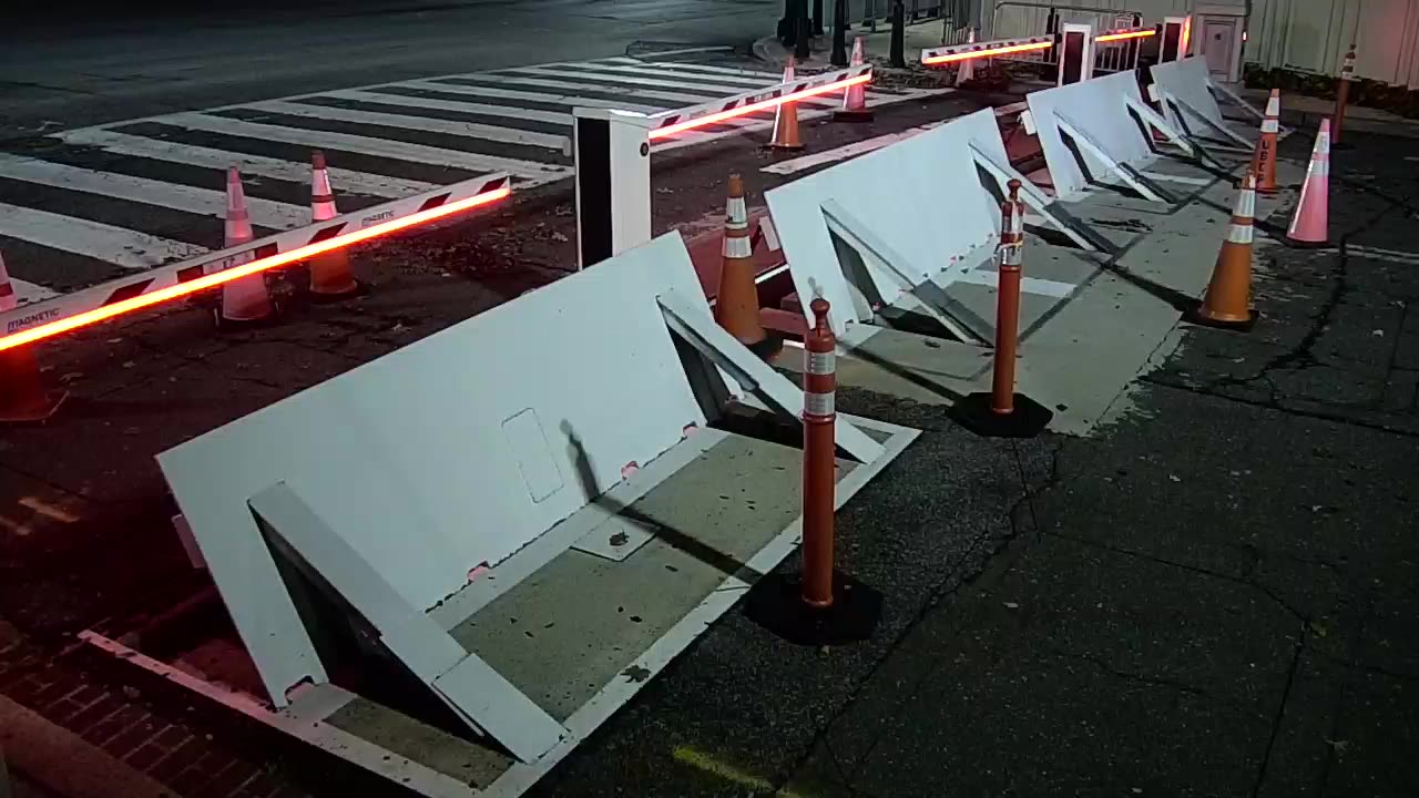 0690KIO00K031st-ConNE_2021-01-05_05h00min01s240ms.mp4