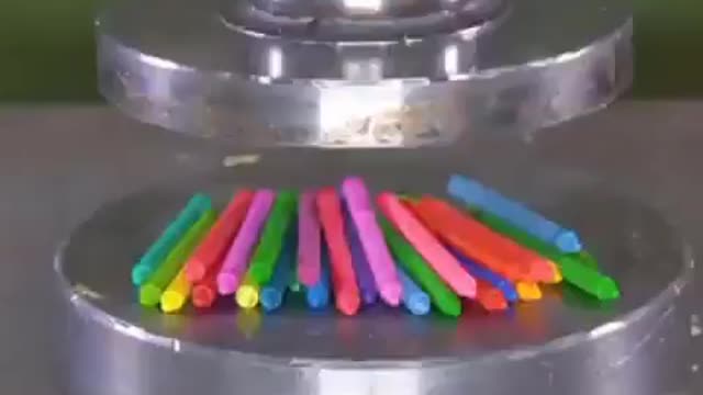 Strangely satisfying video to relax