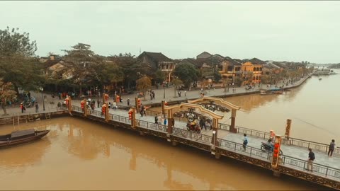 Drone recording boats and river