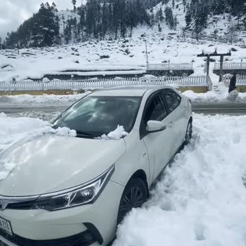 When u got stuck in snow _ Snow Challenge _ snowfall in kalam
