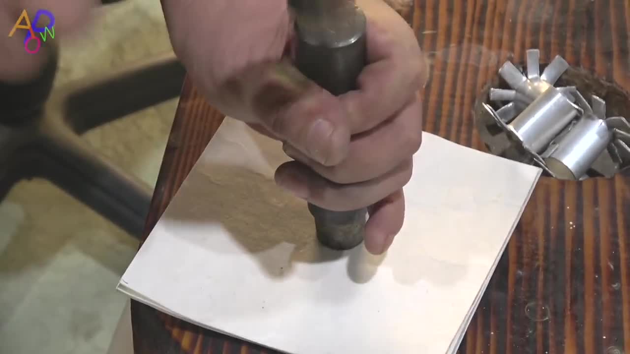 Process of Restoring Korean Traditional Lantern That Almost Disappeared
