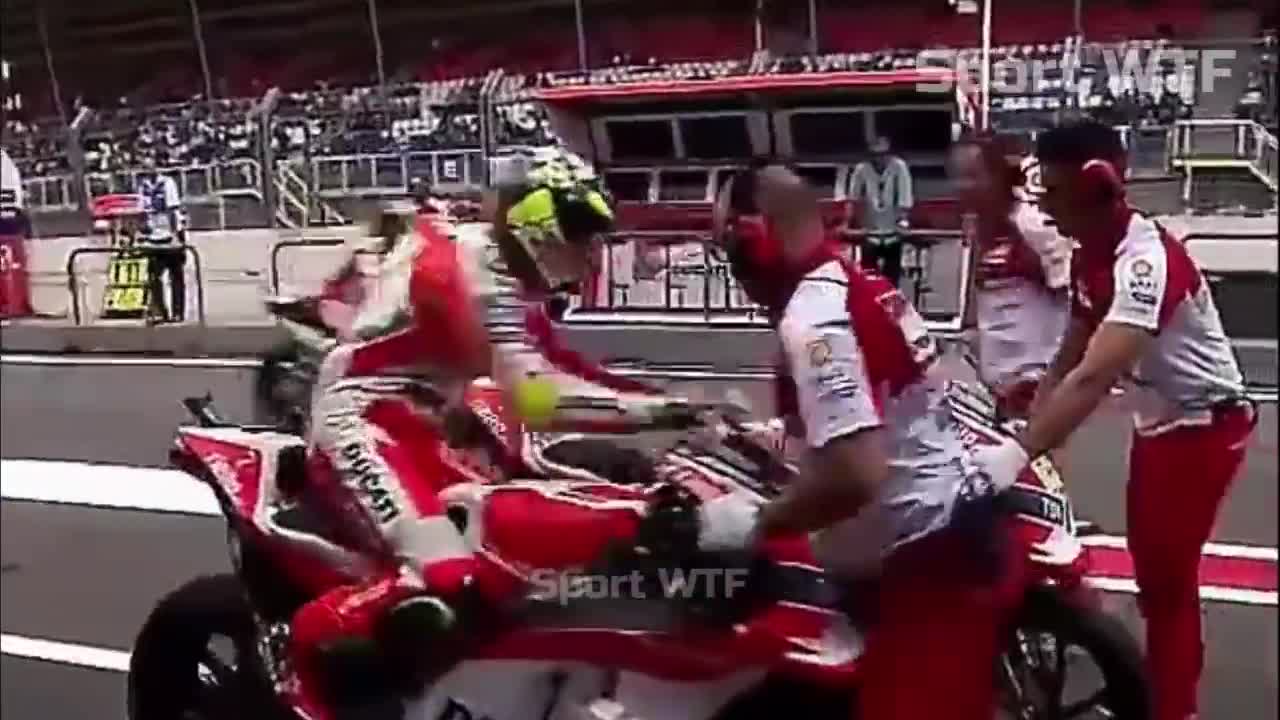 Comedy in Moto Sports