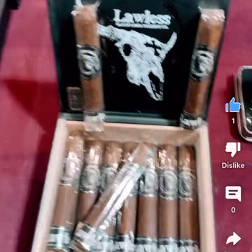 Cigar of the Day: Black Label Trading Co. Lawless 5x54 Robusto #Cigars #Cigar #Shorts #SNTB