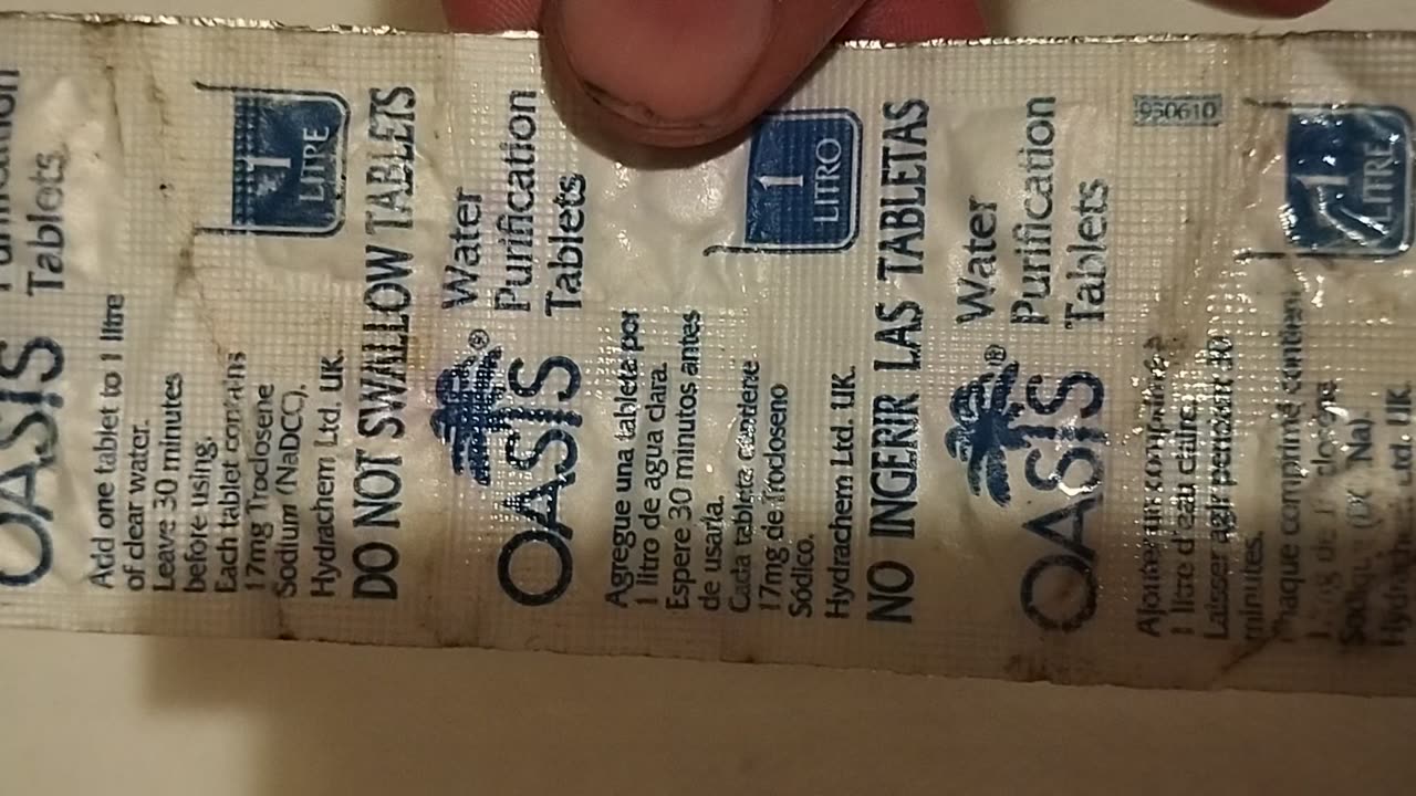 ΧΑΠΙΑ ΧΑΛΑΖΟΝΗΣ ΓΙΑ ΑΠΟΣΤΕΙΡΩΣΗ ΝΕΡΟΥ - ΠΕΡΙΕΧΟΥΝ ΧΛΩΡΙΝΗ ΚΑΙ ΚΑΘΑΡΙΖΟΥΝ ΤΑ ΜΙΚΡΟΒΙΑ