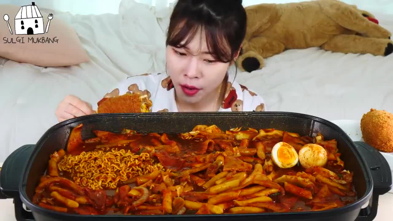 ASMR MUKBANG | Instant Tteokbokki with Ramen, Corn Cheese Rice Hot dog, Chicken Nugget.