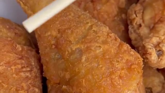 Crispy fried chicken leg