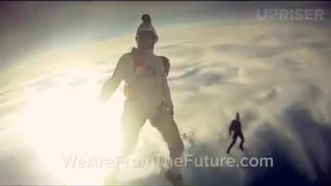 Messaggio dal futuro: Lascia che Luce Sia.