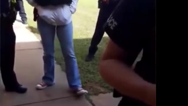 More Rights Role Play and Theater as Cops Try to Conduct Warrantless Search of Black Woman's House