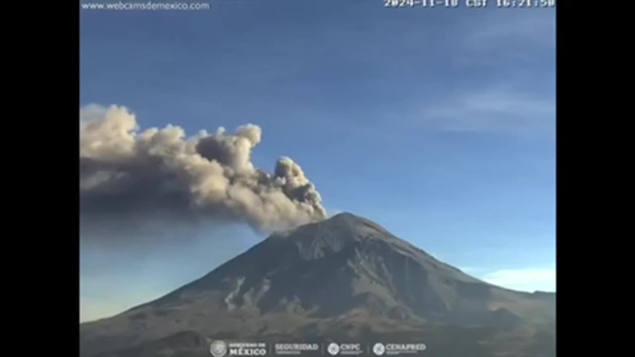 Eruption of the Popocatepetl volcano, Mexico. November 18, 2024.