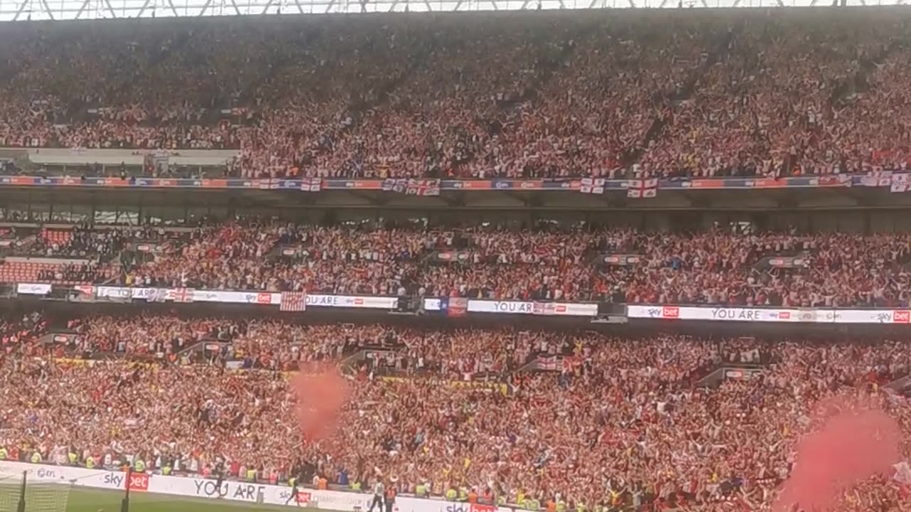 SUNDERLAND WINNING AT WEMBLEY