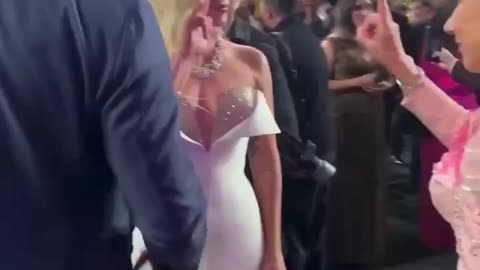 Gaga and Mirren satanic greeting