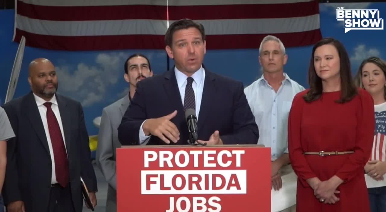 Desantis is suing Resident asshat ove vaccine 10/28/2021