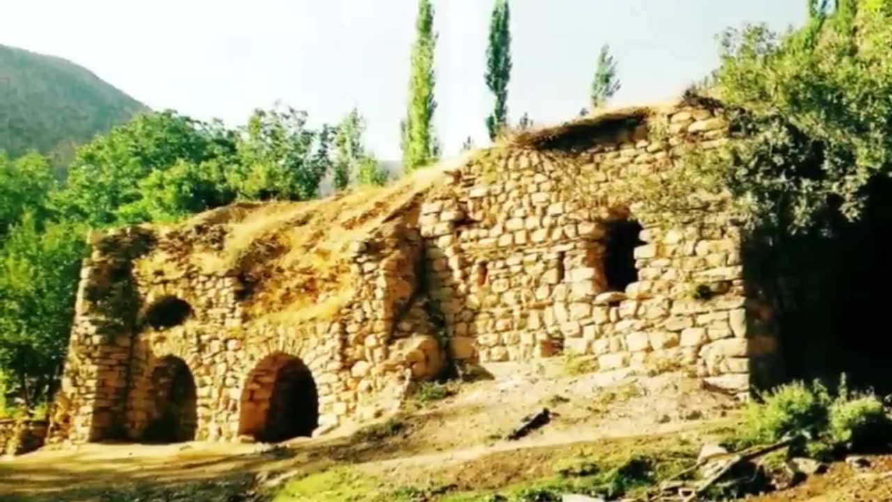 History of “The Arch”_ ARCHitecture of the Old World (100+ Photographs-Roman Keystone_ New Research)