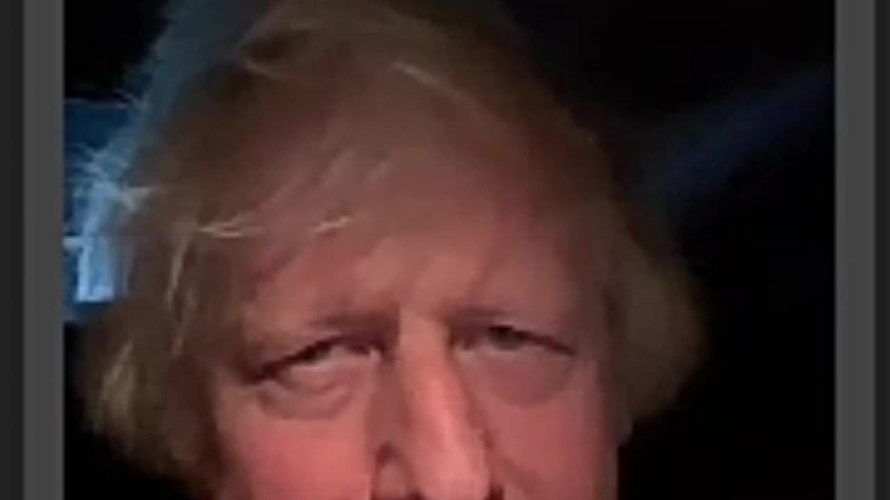 Vídeo: BORIS JOHNSON: Os wokerati globais estão tremendo tão violentamente que você pode ouvir o gelo tilintando em seus negronis... Mas uma presidência Trump poderia ser exatamente o que o mundo precisa.