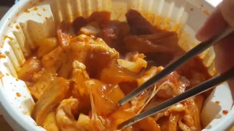 Korea's Spicy Tteokbokki (Yeopgi Tteokbokki)