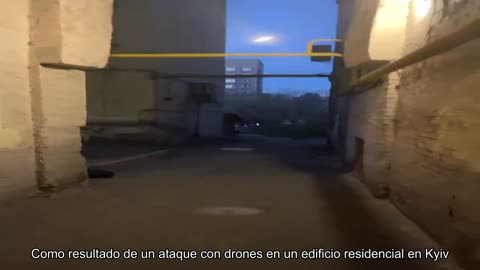 Como resultado de un ataque con drones en un edificio residencial en Kyiv, una mujer murió, 18 pers