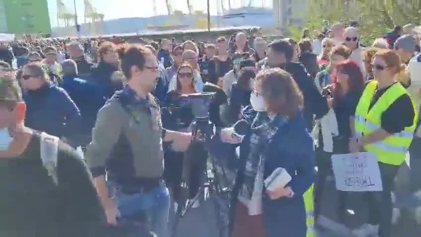 Italy, Trieste port strike. Media is told to report the truth or get out!