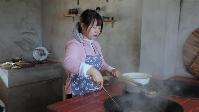 relaxing to watch cooking in the mountain..