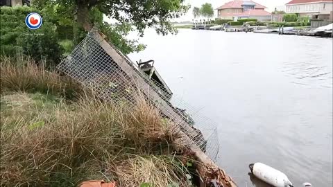 Cargo Ship fail in living area