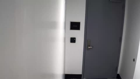 6144RHOBG2G201ABStairwayLobbyEntry_2021-01-06_15h40min02s853ms.mp4