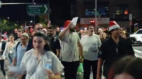 Christmas procession by Catholics to Saint Mary's Cathedral, Sydney